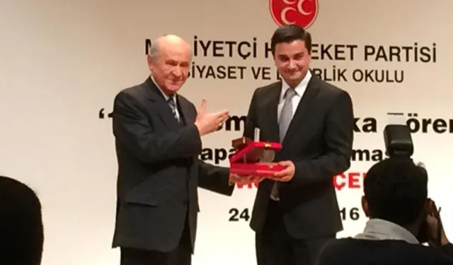 Bahçeli'ye Öcalan eleştirisi görevinden etti