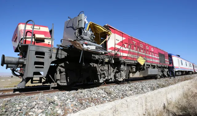 Muş'ta tren kazası: Ölü ve yaralılar var