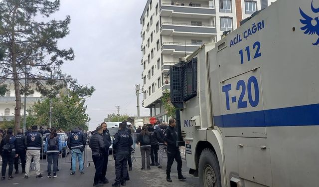 Kayyım atanan Şanlıurfa Halfeti Belediyesi polis kordonuna alındı