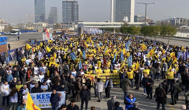 KESK’ten Ankara’da “Geçinemiyoruz” mitingi