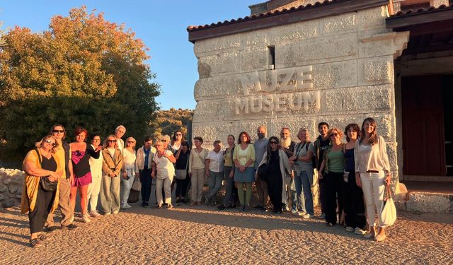 Myra, Prof Dr. Nevzat Çevik’le büyüledi