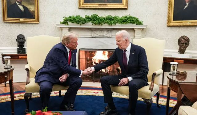 Beyaz Saray'da Trump ve Biden bir araya geldi