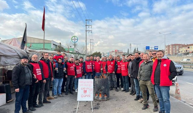 Yaklaşık bin 500 metal işçisi yeni yıla grev çadırlarında giriyor