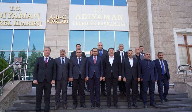 CHP genel başkan yardımcısı Burhanettin Bulut Adıyaman Belediye Başkanı Tutdere’yi ziyaret etti