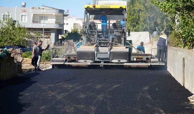 Adıyaman Belediyesi 7 ayda 100 bin tonun üzerinde asfalt serdi