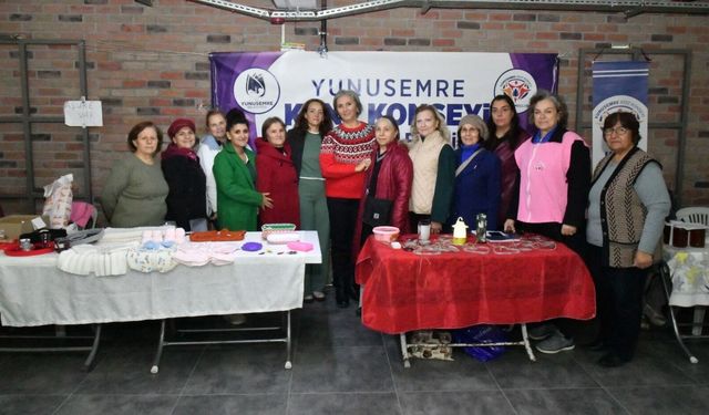 Yunusemre’de el emeği ürünler her salı müşterilerini bekliyor