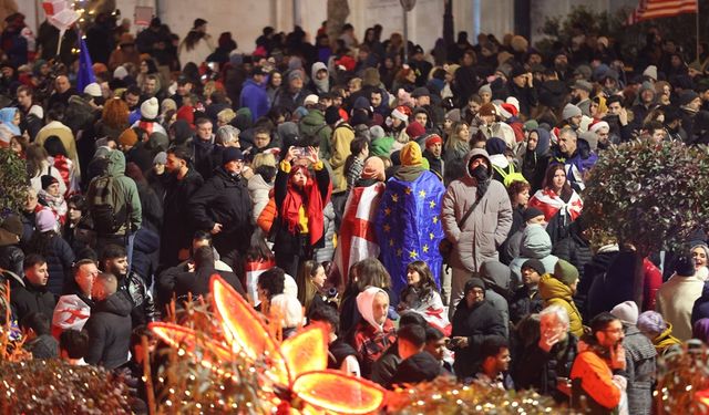 Gürcistan'daki AB yanlısı gösteriler yılbaşında da sürdü