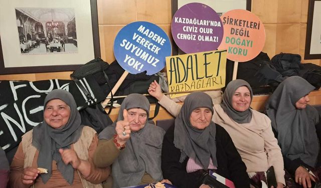 SES 2024 Ödülleri’nde, Kaz Dağları’ndaki madene karşı mücadele eden kadınlar "yılın kadınları" seçildi