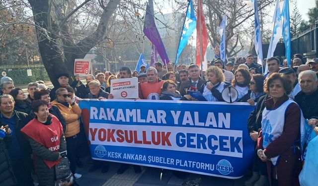 KESK'ten TÜİK önünde protesto: TÜİK rakamlarının en az iki katı enflasyon yaşıyoruz