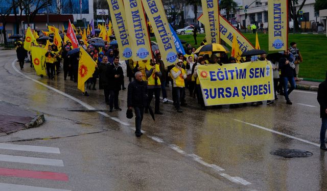 Bursa’da kamu emekçileri: Sefalet zammı değil, emeğimizin karşılığını istiyoruz!"