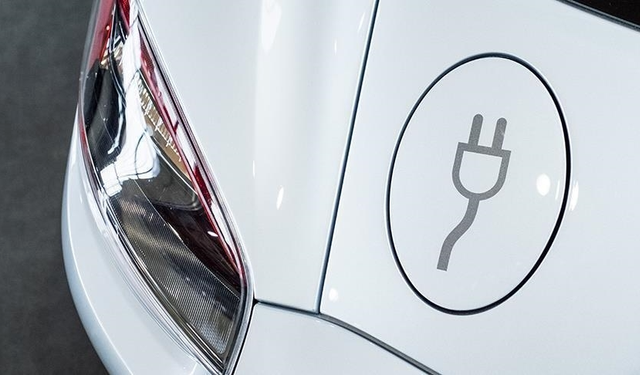 Dünyada bu yıl elektrikli araç satışları 18,5 milyona ulaştı