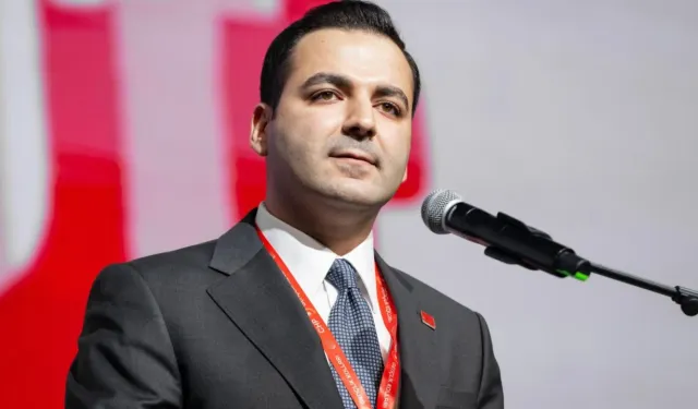 Cem Aydın’dan KYK bursuyla ‘tavuk döner’ hesabı: 47 tavuk döner dürüm kayıp