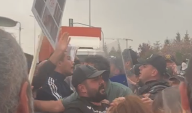 AYM'ye yürümek isteyen hayvan hakları savunucularına polis engeli