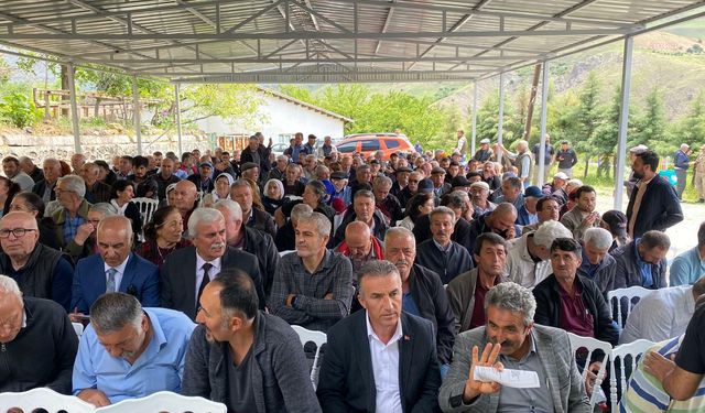 Malatya'da ÇED toplantısında Siyanür tepkisi: Altın olmadan yaşarız. Ekmek, su olmadan yaşayamayız