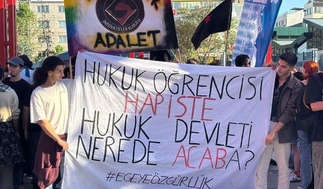 Tutuklu arkadaşları için bir araya gelen öğrenciler: Bugün neyin bayramını kutlayacağız ?