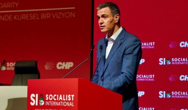Pedro Sanchez: Aşırı sağ yükselişte, kendimizi güncellemeliyiz