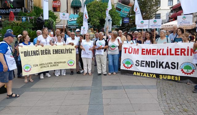 Tüm Emekliler Sendikası Antalya Şubesi: Bayram ikramiyesi ödeneği yılda dört defaya çıkarılsın