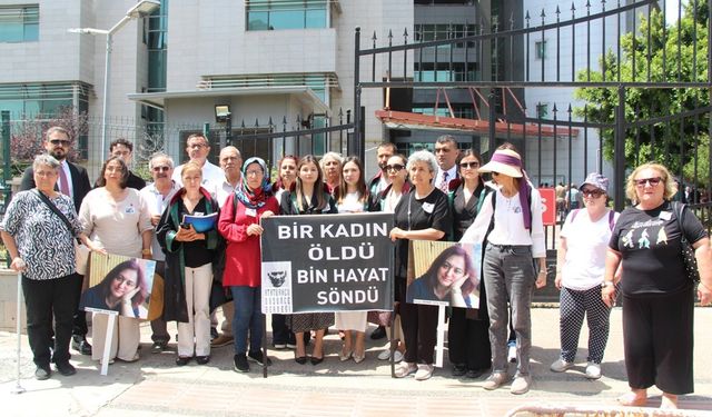 Mersin Barosu, Derya Emir'in katledilmesini protesto etti: Telaffuzu bile bize ağır gelen bir vahşetle karşı karşıyayız