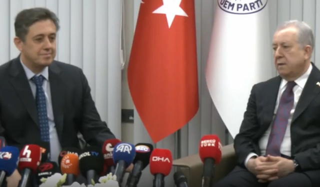 MHP heyetinden DEM partisi bayram ziyaretinde "Demli çay" şakası