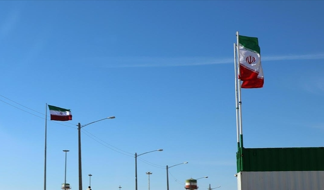 İran, Mossad ajanı olduğu iddia edilen  Rozbeh Vadi’yi idam etti