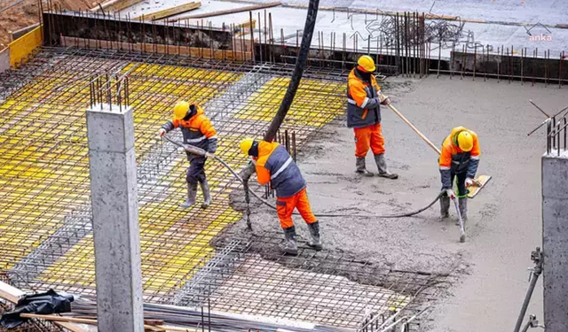 Depremde yıkılan binanın sorumlusu ustalar da mı olacak ?