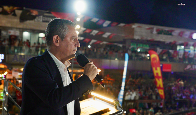 Özgür Özel: Türkiye'de bir devletsizlik krizi yaşıyoruz