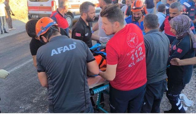 Adıyaman’da tarım işçilerini taşıyan minibüs devrildi: 19 yaralı