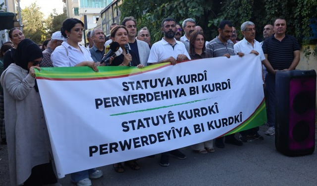 İzmir'deki Avesta Derneği'nin kapatılmasına Diyarbakır'da protesto: Asimilasyona izin vermeyeceğiz