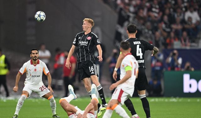 UEFA Şampiyonlar Ligi: Galatasaray Frankfurt'a 5-1 mağlup oldu