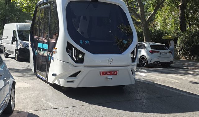İspanya'da toplu ulaşımda ilk sürücüsüz elektrikli otobüs denemesi Madrid'de başladı