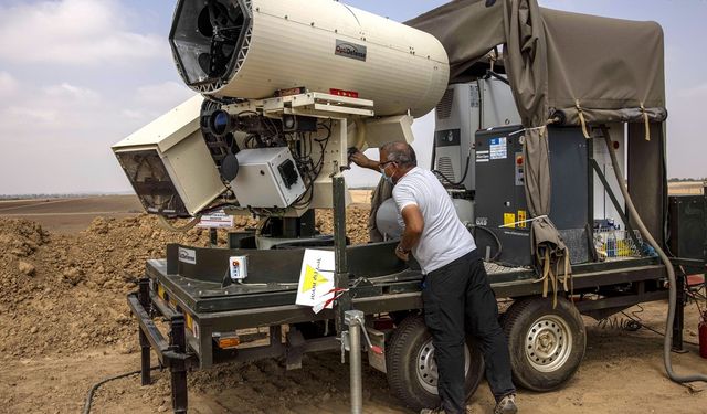 İsrail: Füzeleri durdurmak için tasarlanan lazer sisteminin geliştirme süreci tamamlandı
