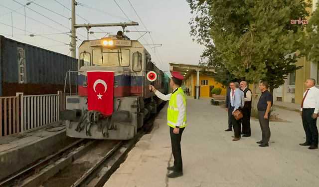 Malatya-Gölbaşı-Narlı-Nurdağı demir yolu hattında ilk sefer gerçekleşti