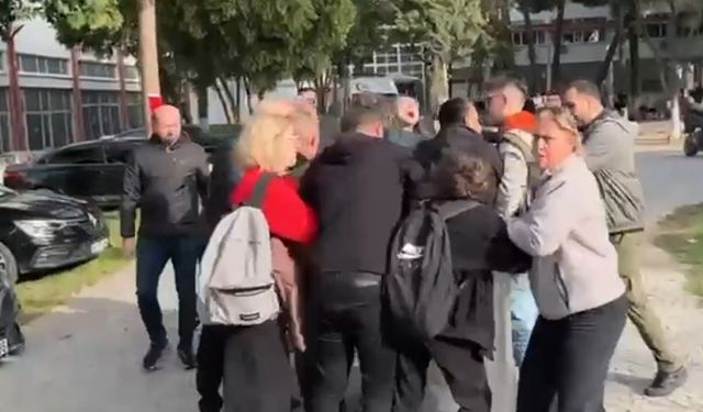 Ege Üniversitesi'nde Adalet Bakanı Tunç'un katıldığı tören öncesi öğrencilerden Hacettepe protestosu: 5 gözaltı