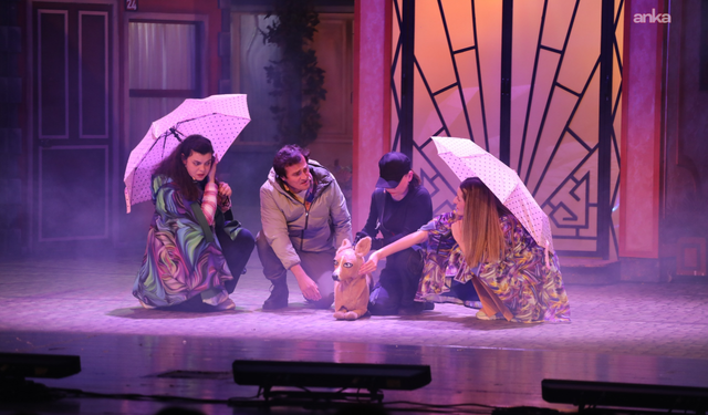 Bursa'da düzenlenen 21. Uluslararası Karagöz Kukla ve Gölge Oyunları Festivali başladı