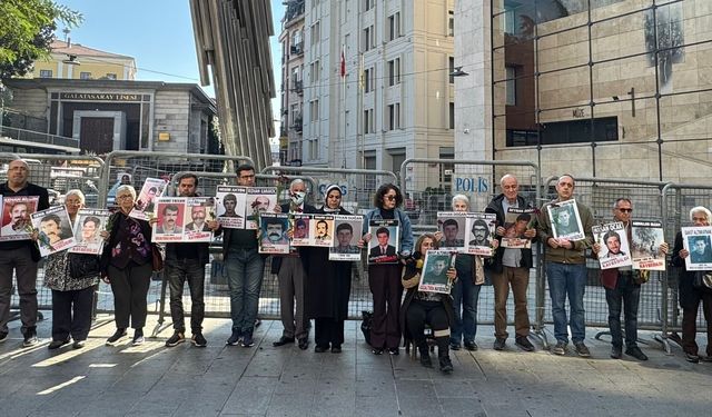 Cumartesi Anneleri 1075'inci haftada Dargeçit kayıpları için adalet talebini yineledi