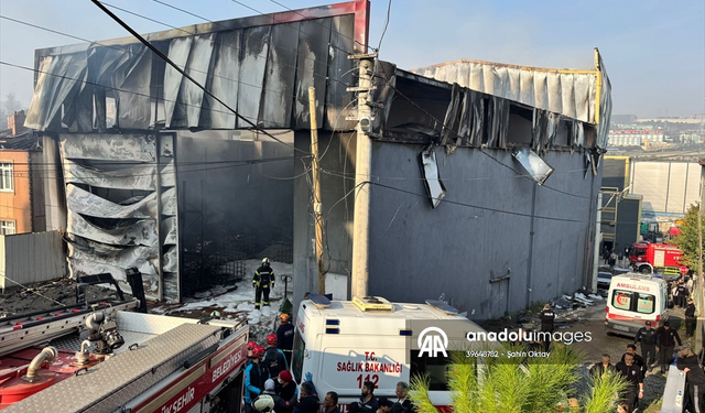 Kocaeli'deki parfüm deposu yangınında 6 kişi hayatını kaybetti