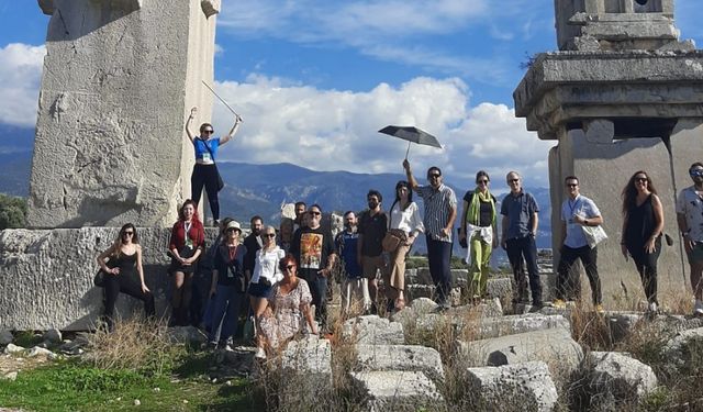 Fethiye  Film Festivali kapsamında Xanthos gezisi düzenlendi