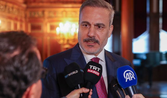 Hakan Fidan: Düşen askeri uçağımızın arama kurtarma çalışmalarını, Gürcistan makamlarıyla yakından takip ediyoruz