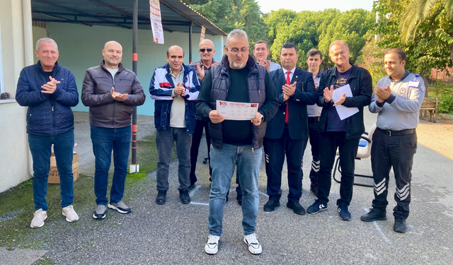 Manisa CBÜ'de sendikalarından istifa eden idari personelin yeni adresi ÜNİ-PER-SEN oluyor