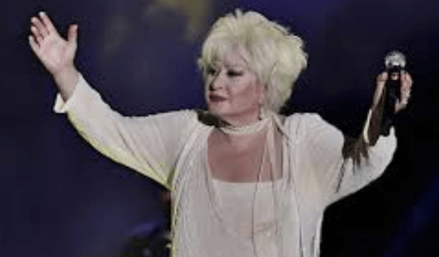 Muazzez Abacı'ya AKM'de veda: Torunu "onun sayesinde Türkiye'yi ve Atatürk'ü çok seviyorum" dedi