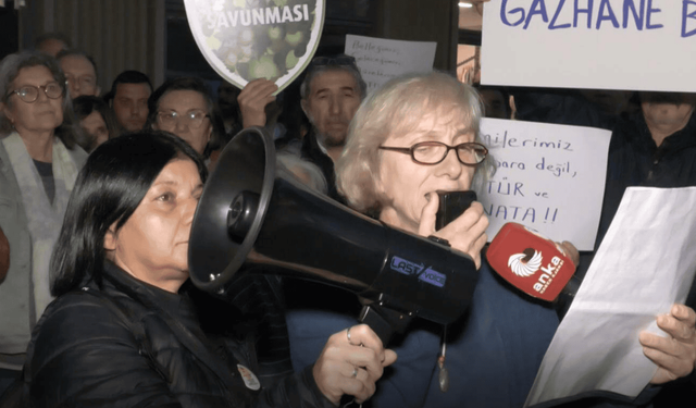 Müze Gazhane'de eylem: Halkın mücadelesiyle kazanılan alanlar satılamaz, yasa teklifi geri çekilsin