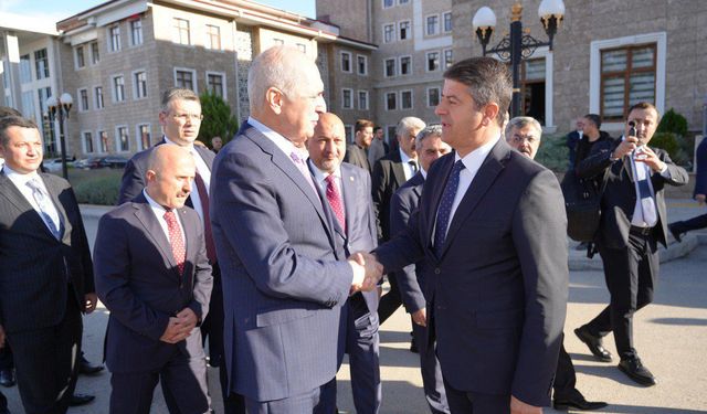 TBMM Başkanı Numan Kurtulmuş Başkan Tutdere’yi makamında ziyaret etti