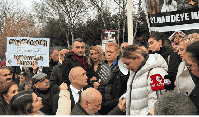 TBMM önünde deprem nöbeti: Adalet Peşinde Aileleri eylemde