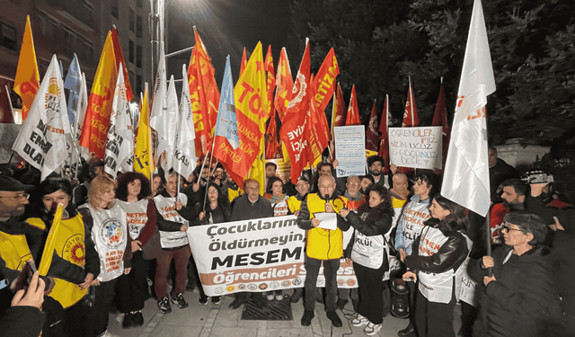 Kadıköy'de MESEM protestosu: 16 genç için özgürlük çağrısı