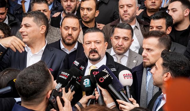 Fenerbahçe Yönetim Kurulu üyelerinden, Çağlayan Adliyesi'nde açıklama: Başkanımızın söylediklerine itimat ediyoruz