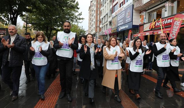 Hatimoğulları: Türkiye'nin içinden geçtiği ekonomik kriz dünya ölçeğinde eşine benzerine az rastlanan bir kriz
