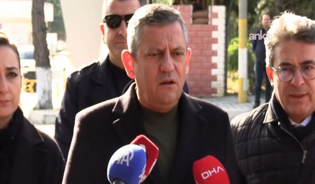 Özgür Özel, Buca’da Cezaevi önünde konuştu: Adalet dağıtmıyorlar, iddiayla infaz yapıyorlar