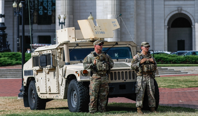 Pentagon: Washington'daki tüm Ulusal Muhafızlar silahlandırıldı