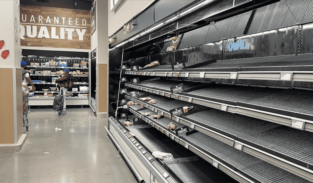 ABD'yi etkisi altına alacak dondurucu soğuklar öncesi market rafları boşaldı