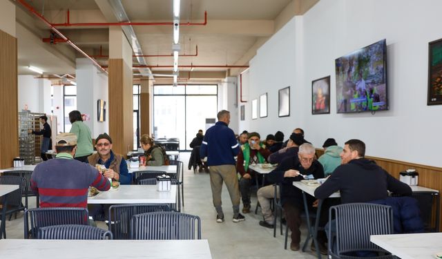 Bursa'da Kent Lokantalarına vatandaşlardan yoğun ilgi